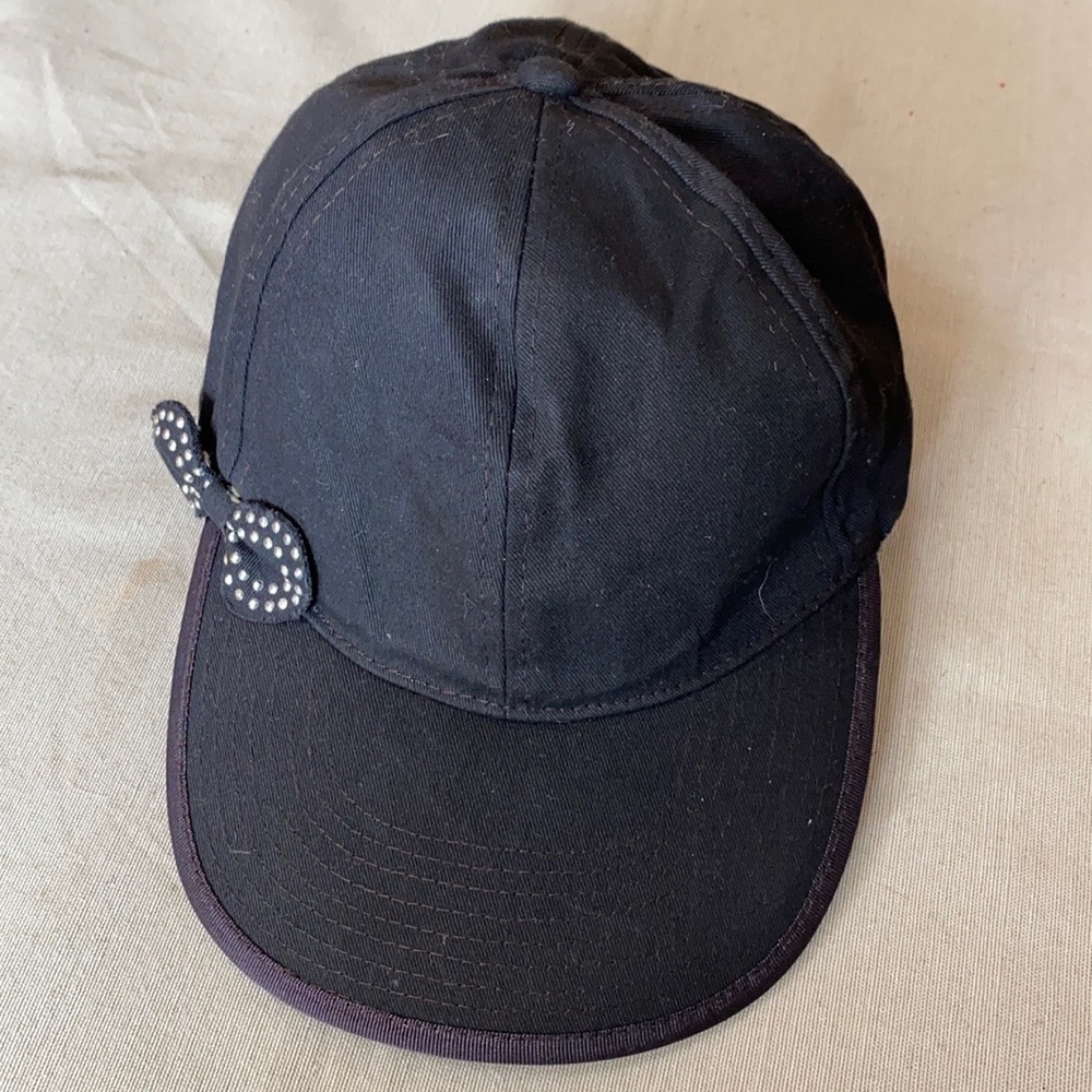 Black women’s cap